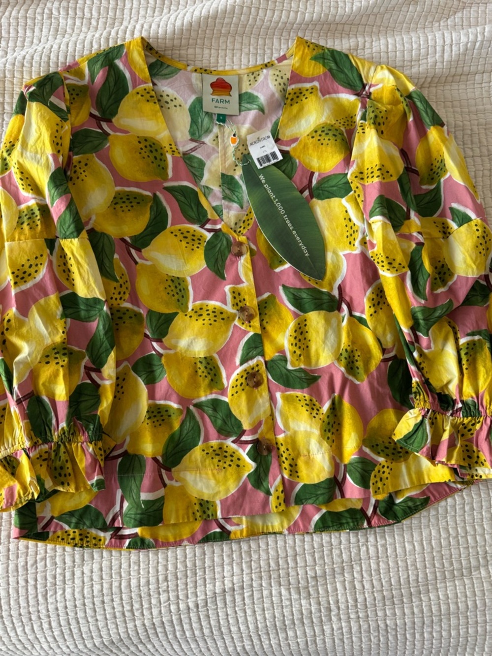 FARM Rio | Fresh Lemons Puff-Sleeve Shirt - Picture 3 of 6
